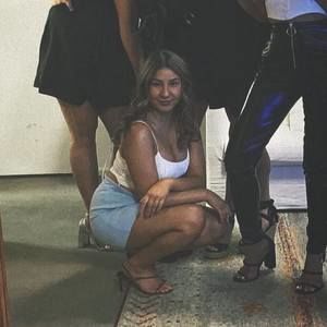 Meet your Posher, Aylin